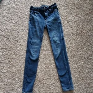 American Eagle High Rise Jeans